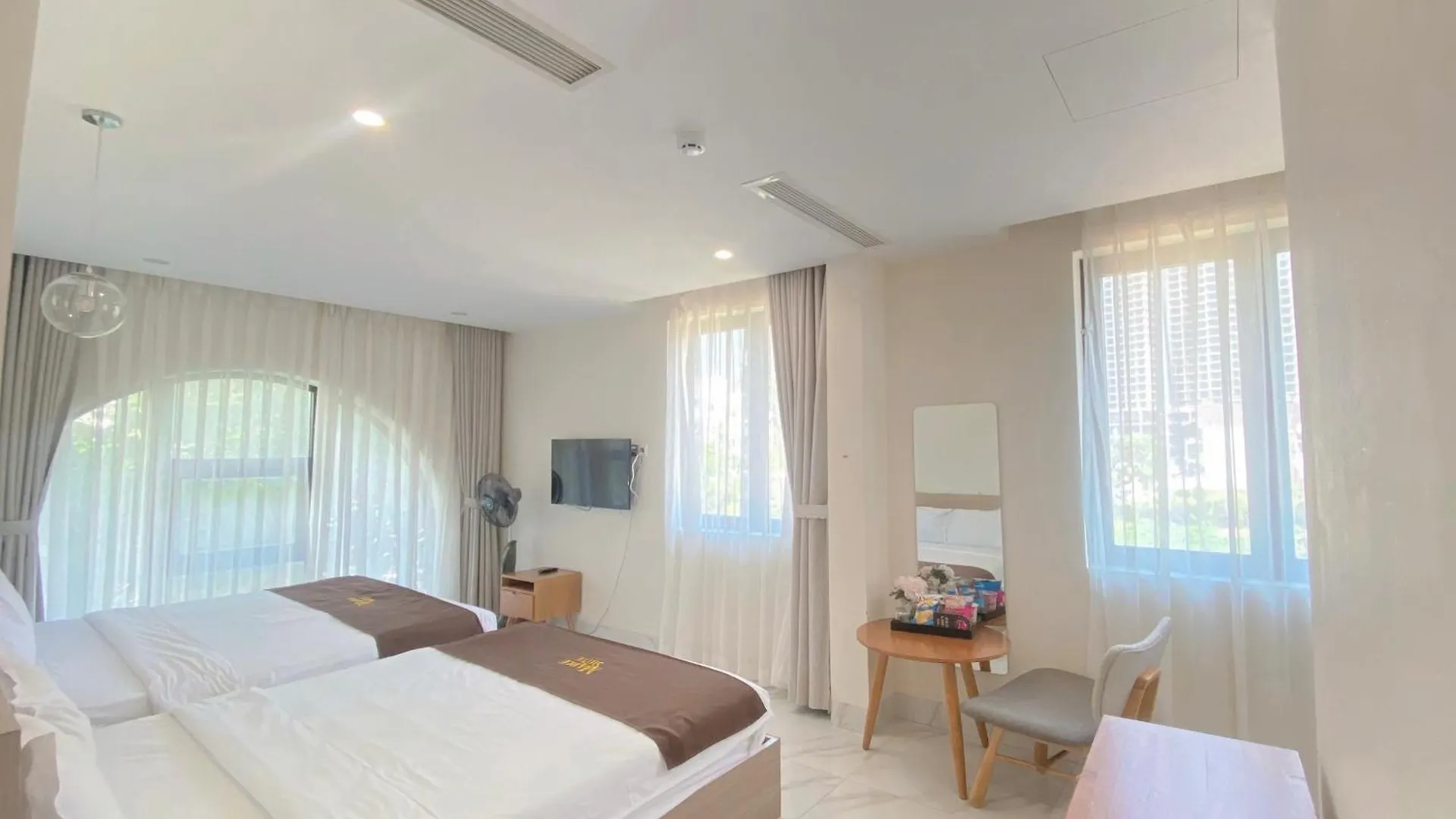 Maple Suite Hotel & Apartment Da Nang 3*,
