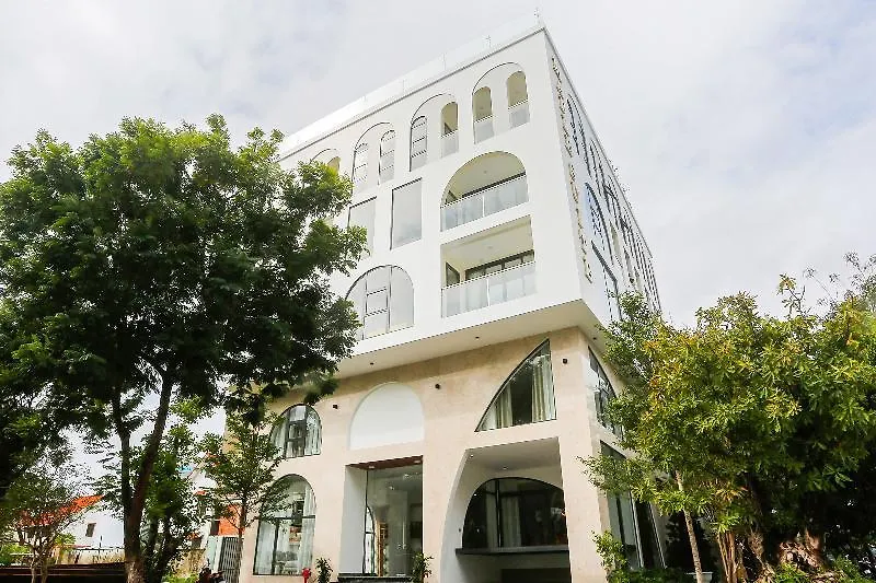 Maple Suite Hotel & Apartment Da Nang 3*,  Vietnam